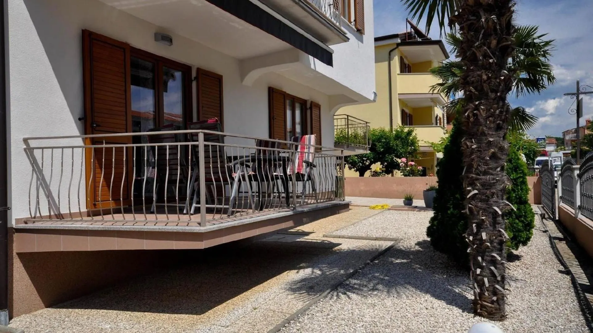 Apartment Ferienwohnung Fuer 4 Personen Ca 45 M In Novigrad, Adriakueste Kroatien Westkueste Von Istrien Karpinjan